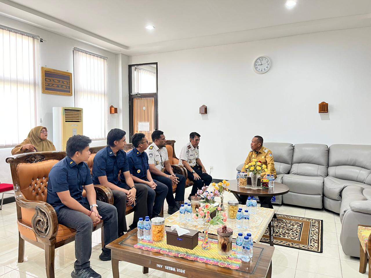 Kantor Imigrasi Kelas II TPI Maumere Gandeng Pemerintah Lembata Dorong Pekerja Migran yang Legal dan Ama